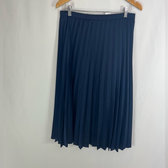 NEW / J.Crew Pleated midi skirt / B003 - Picture 4 of 7